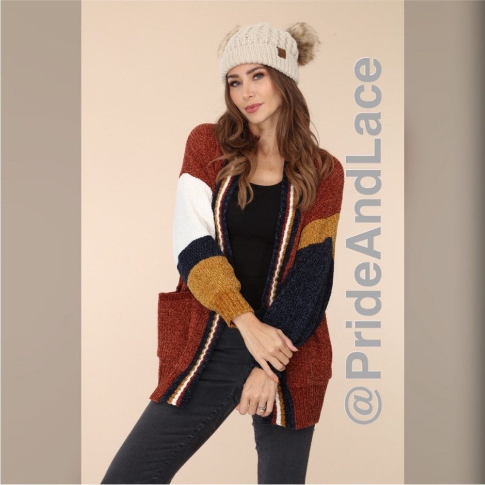 BRICK MULTI STRIPED CHENILLE CABLE KNIT CARDIGAN